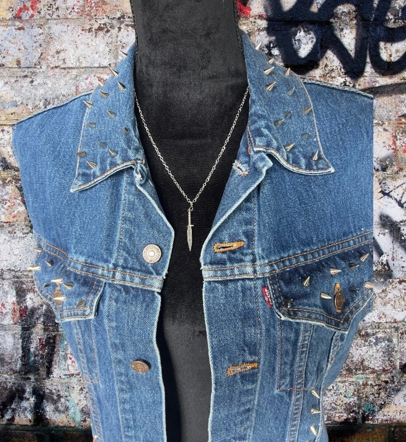 gothic necklace knife jewelry punk necklace stainless steel goth jewellery horror necklace stainless steel dagger jewelry